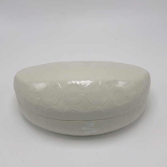 Coach Hard Clamshell Sunglasses Sunglass Case Cream Colored - Picture 1 of 8